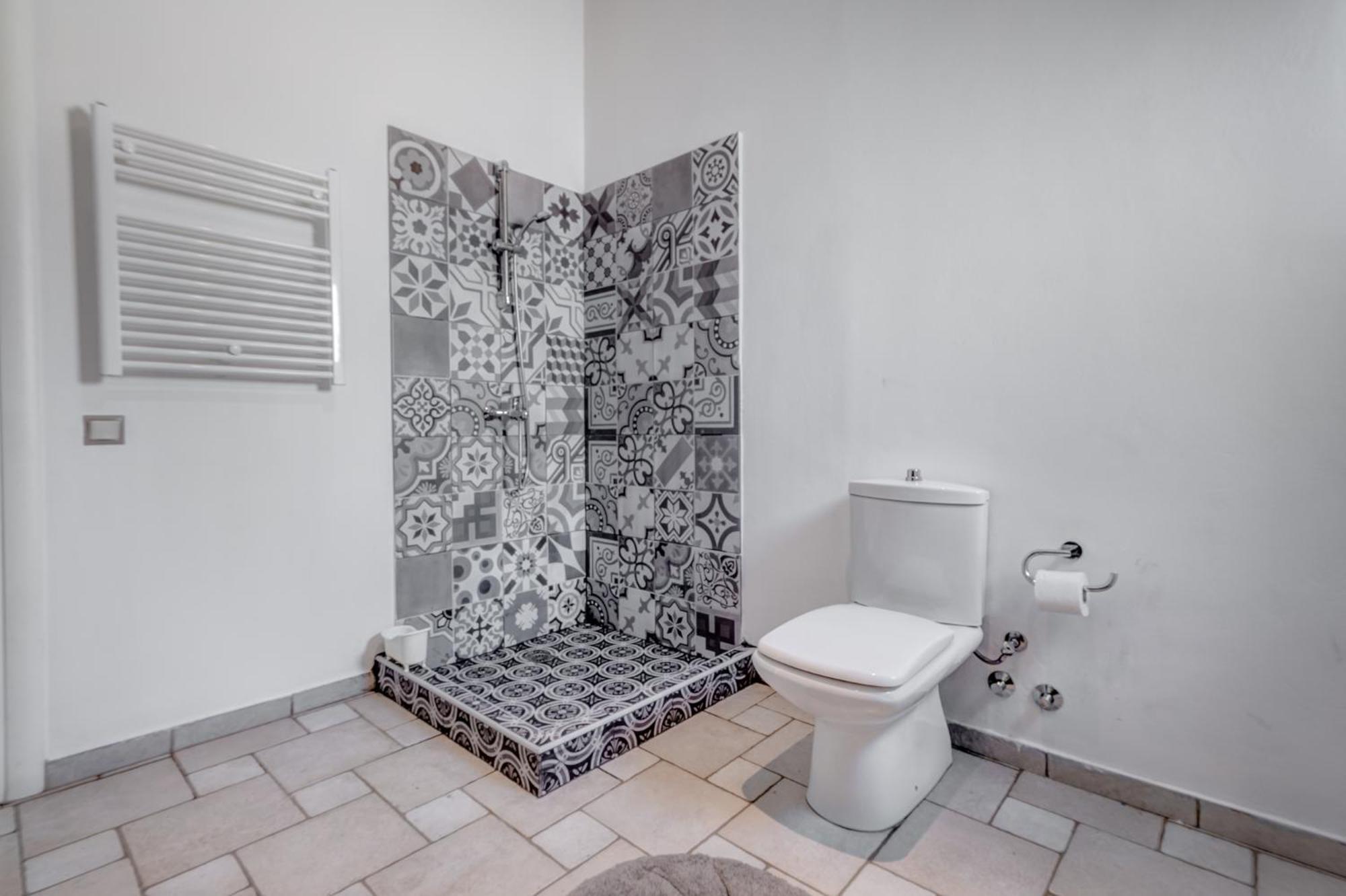 Villa Intemella Kompítsion Zewnętrze zdjęcie