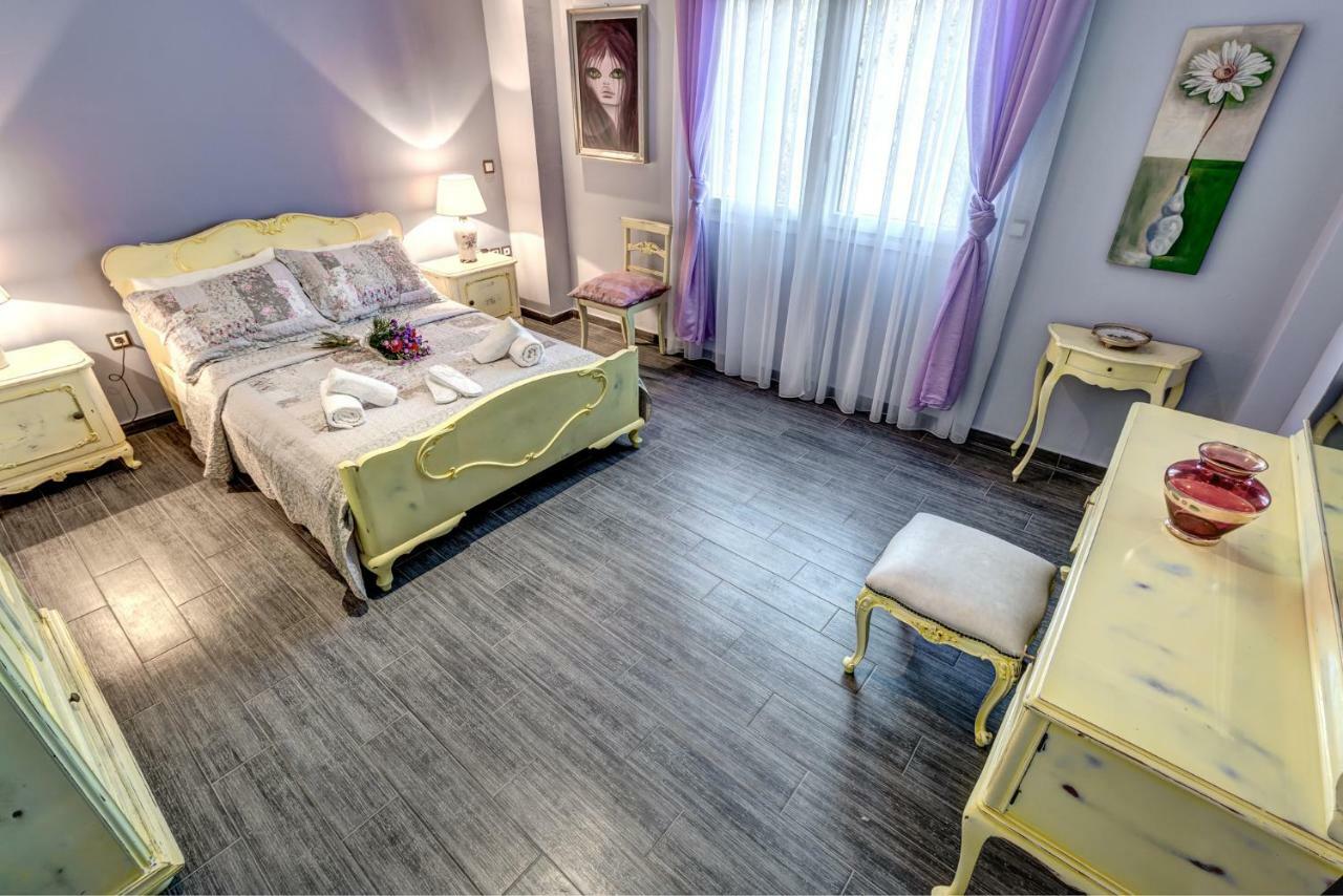 Villa Intemella Kompítsion Zewnętrze zdjęcie
