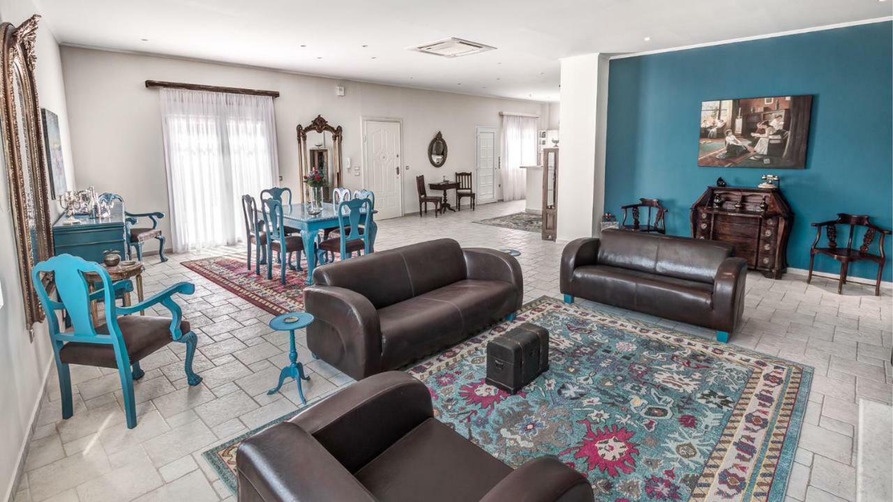 Villa Intemella Kompítsion Zewnętrze zdjęcie
