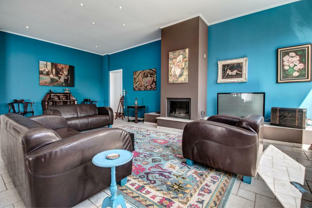 Villa Intemella Kompítsion Zewnętrze zdjęcie