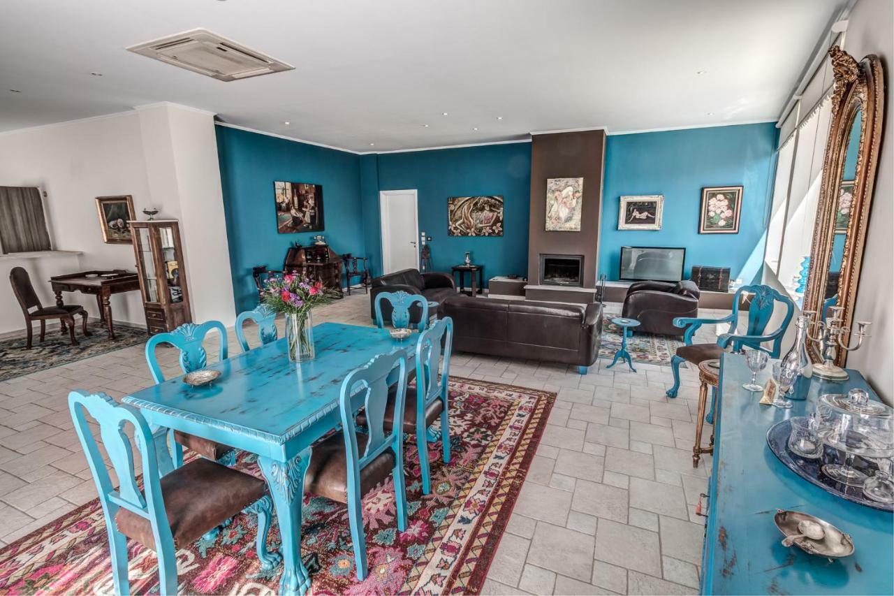 Villa Intemella Kompítsion Zewnętrze zdjęcie